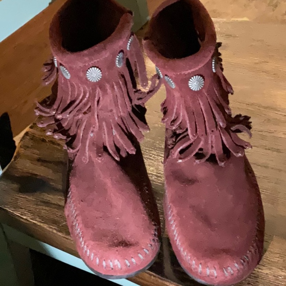 Minnetonka Fringed Suede Boots with Silver Accents